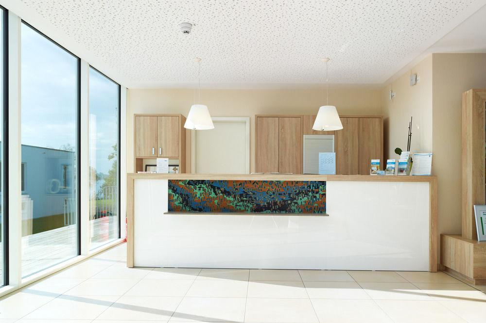 Strandhotel Senftenberger See ภายนอก รูปภาพ